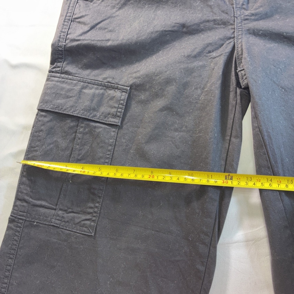 Levi's 94 Baggy Wide Leg Cargo Pants Women's W30 L32 Black NWT - Picture 5 of 14